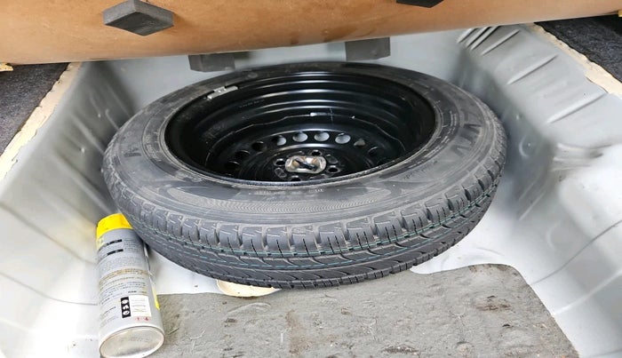 2022 Honda City 1.5L I-DTEC V, Diesel, Manual, 48,665 km, tyre