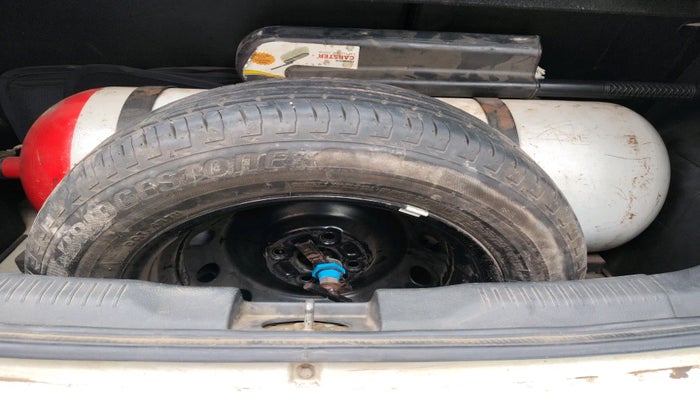 2017 Maruti IGNIS ZETA 1.2, Petrol, Manual, 1,26,140 km, tyre