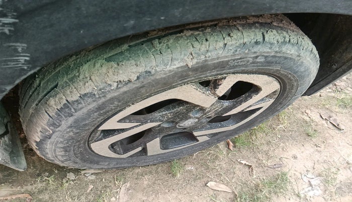 2021 Nissan MAGNITE XV PREMIUM TURBO CVT, Petrol, Automatic, 33,448 km, tyre