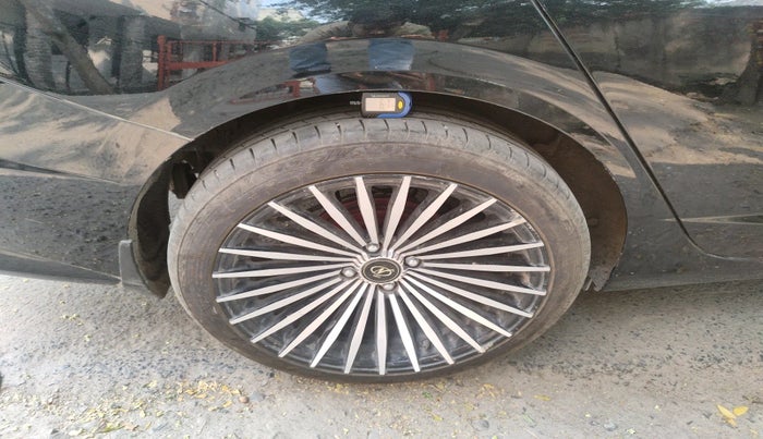 2024 Hyundai Verna SX(O) 1.5 MPI IVT , Petrol, Automatic, 12,888 km, tyre