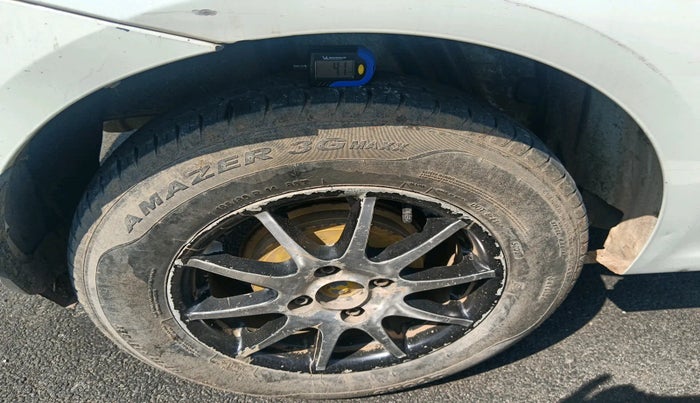 2012 Mahindra Verito 1.5 D6, Diesel, Manual, 1,31,528 km, tyre