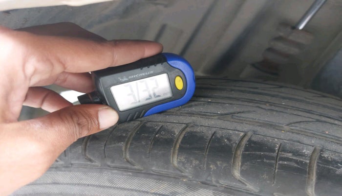 2016 Maruti Swift Dzire ZDI, Diesel, Manual, 1,36,564 km, tyre