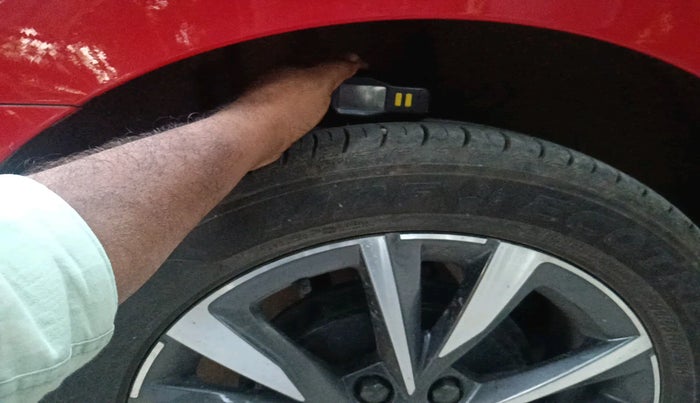 2023 Skoda SLAVIA STYLE 1.0L TSI AT, Petrol, Automatic, 11,118 km, tyre