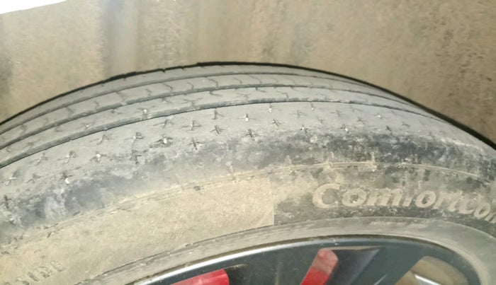 2013 Volkswagen Polo HIGHLINE DIESEL, Diesel, Manual, 78,352 km, tyre