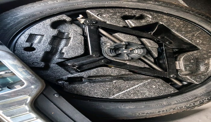 2016 Volvo XC 60 D4 Momentum, Diesel, Automatic, 1,26,276 km, tyre