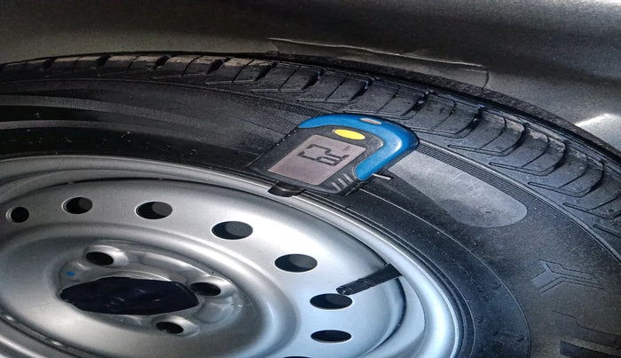 2020 Maruti New Wagon-R LXI 1.0, Petrol, Manual, 16,396 km, tyre