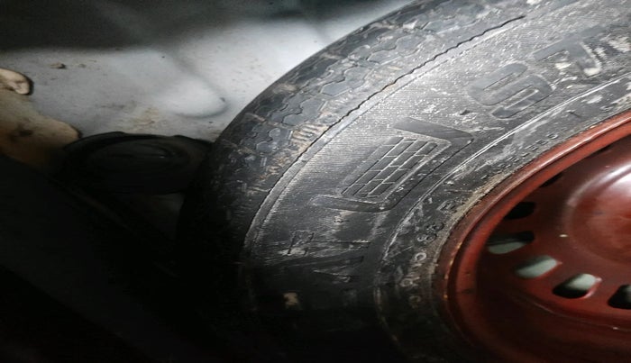 2021 Nissan MAGNITE XE, Petrol, Manual, 30,778 km, tyre