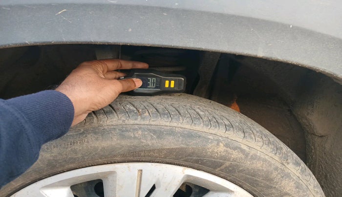 2022 Renault Kiger RXL MT, Petrol, Manual, 56,365 km, tyre