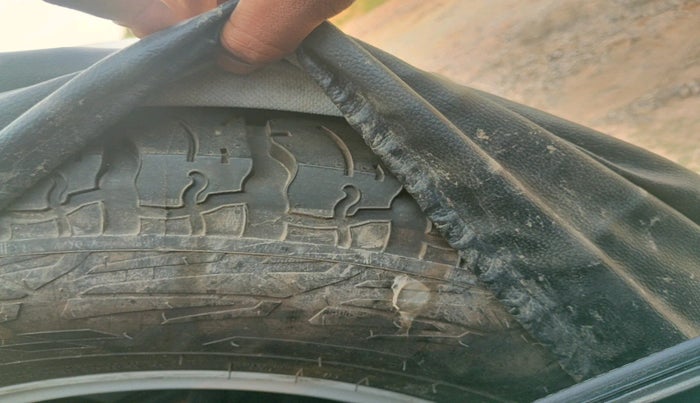 2022 Mahindra Thar LX PETROL HT 4WD AT, Petrol, Automatic, 24,596 km, tyre