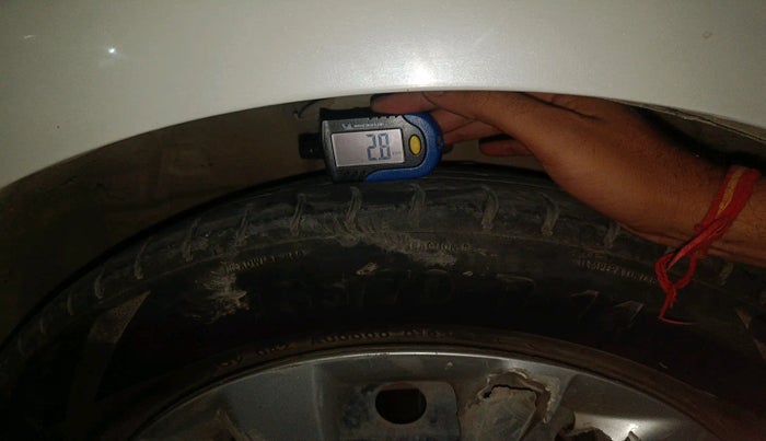 2018 Maruti Celerio VXI CNG, Petrol, Manual, 1,30,128 km, tyre