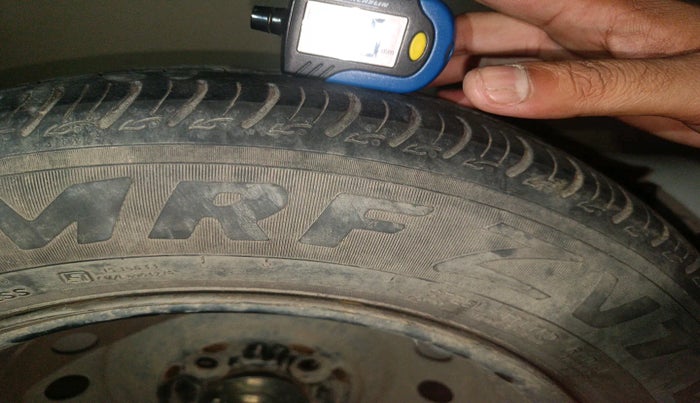 2018 Maruti Celerio VXI CNG, Petrol, Manual, 1,30,128 km, tyre