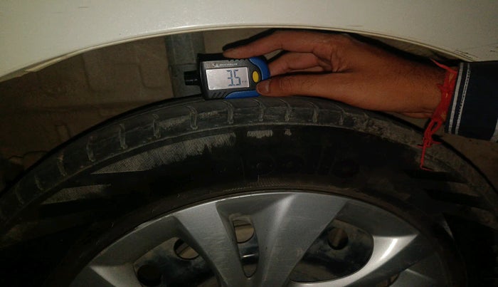 2018 Maruti Celerio VXI CNG, Petrol, Manual, 1,30,128 km, tyre