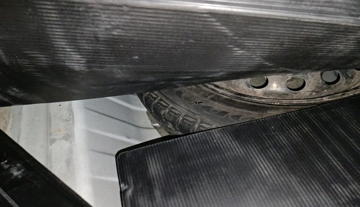 2011 Toyota Etios G, Petrol, Manual, 43,909 km, tyre