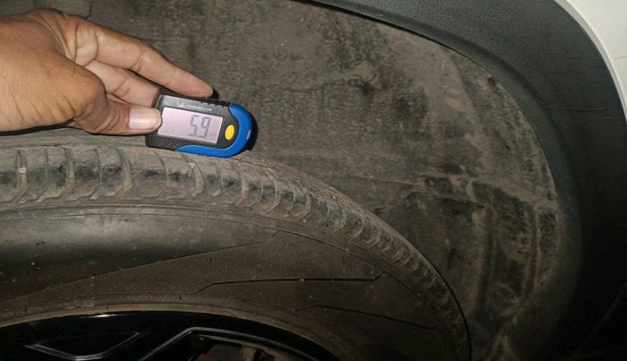 2021 Tata PUNCH ACCOMPLISHED MT, Petrol, Manual, 25,402 km, tyre