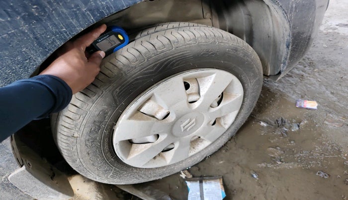 2018 Maruti Wagon R 1.0 LXI CNG, Petrol, Manual, 90,984 km, tyre