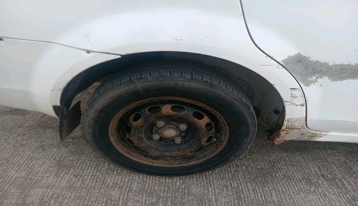 2013 Ford Classic LXI 1.4 DIESEL, Diesel, Manual, 2,42,701 km, tyre