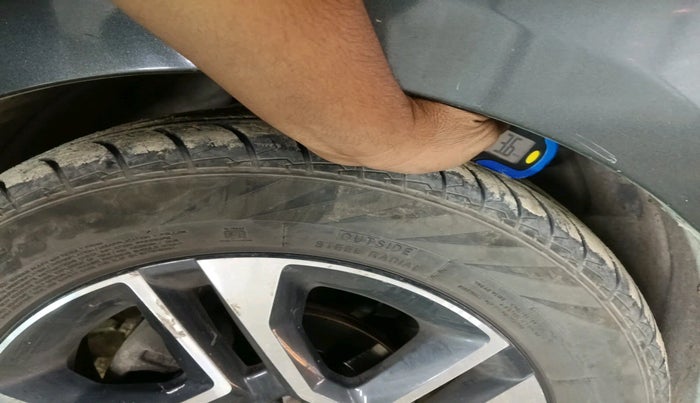 2021 Tata Tiago XZA PETROL, Petrol, Automatic, 70,194 km, tyre