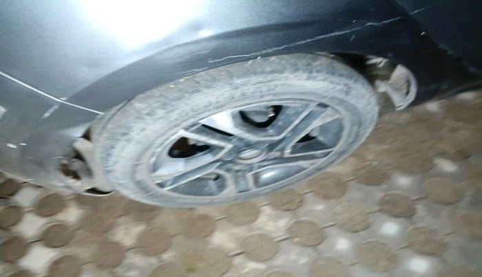 2021 Tata Tiago XZA PETROL, Petrol, Automatic, 70,194 km, tyre