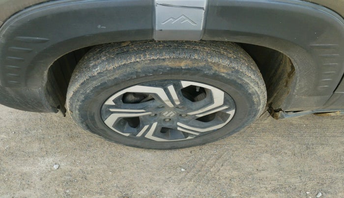 2023 Maruti BREZZA ZXi Plus , Petrol, Manual, 92,941 km, tyre