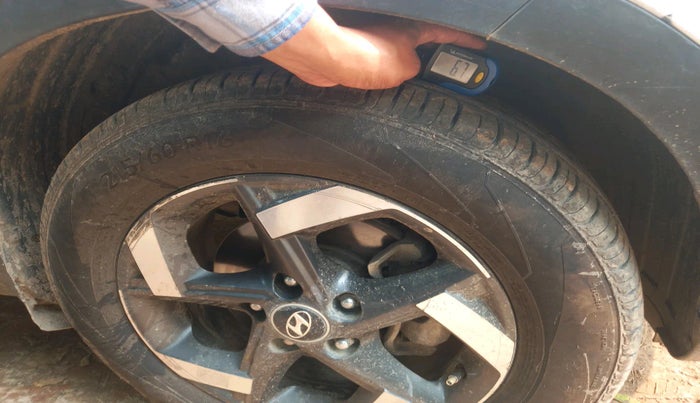 2020 Hyundai VENUE SX 1.5 CRDI, Diesel, Manual, 1,32,672 km, tyre