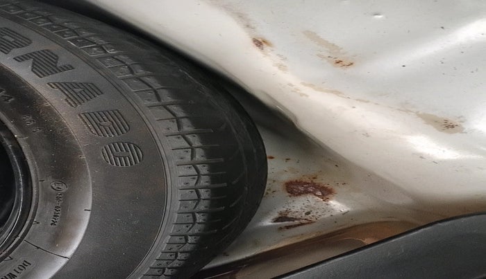 2014 Maruti Swift Dzire VDI, Diesel, Manual, 1,20,316 km, tyre