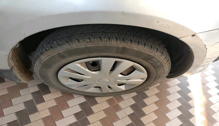 2014 Maruti Swift Dzire VDI, Diesel, Manual, 1,20,316 km, tyre