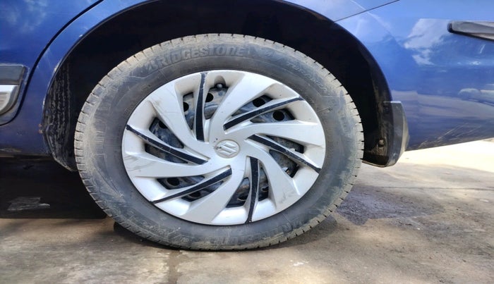 2021 Maruti Ertiga VXI CNG, Petrol, Manual, 14,926 km, tyre