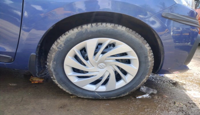 2021 Maruti Ertiga VXI CNG, Petrol, Manual, 14,926 km, tyre