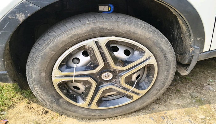 2021 Tata NEXON XE PETROL, Petrol, Manual, 29,214 km, tyre