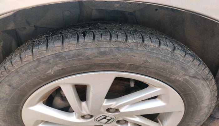 2017 Honda Jazz 1.2L I-VTEC V, Petrol, Manual, 57,515 km, tyre