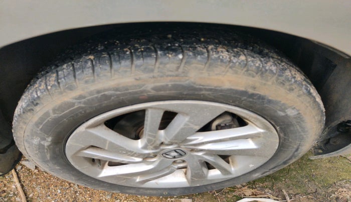 2017 Honda Jazz 1.2L I-VTEC V, Petrol, Manual, 57,515 km, tyre