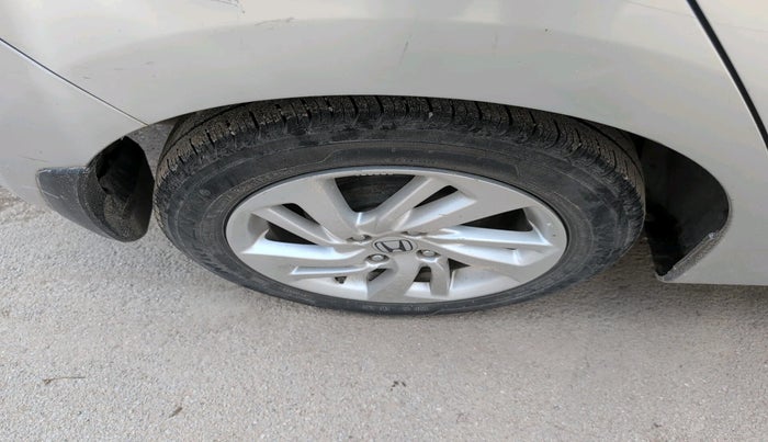 2017 Honda Jazz 1.2L I-VTEC V, Petrol, Manual, 43,238 km, tyre