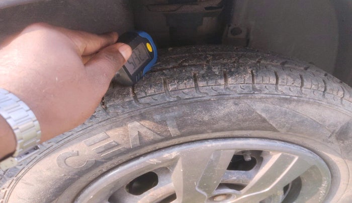 2019 Renault Kwid RXT 0.8, Petrol, Manual, 51,998 km, tyre