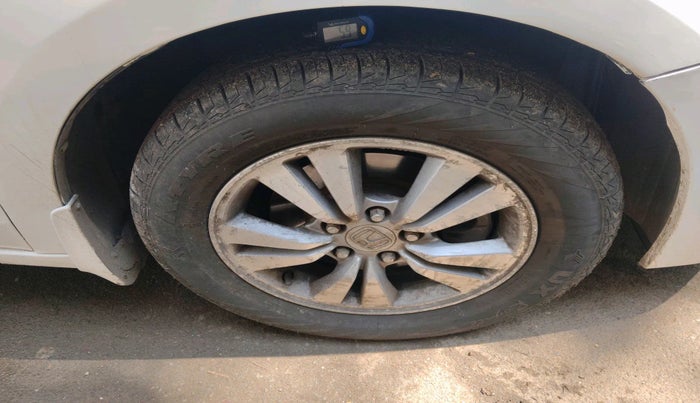 2011 Honda Accord 2.4L I-VTEC AT, Petrol, Automatic, 36,299 km, tyre