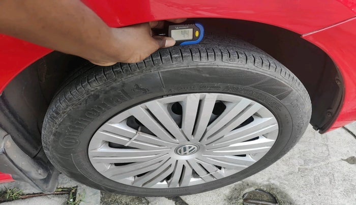 2018 Volkswagen Polo COMFORTLINE 1.0L MPI, Petrol, Manual, 96,527 km, tyre