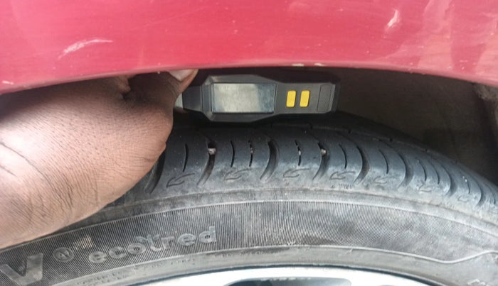 2019 Toyota Glanza V CVT, Petrol, Automatic, 1,23,211 km, tyre