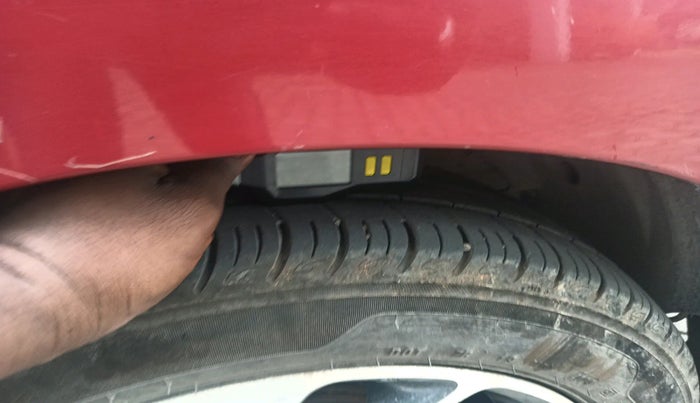 2019 Toyota Glanza V CVT, Petrol, Automatic, 1,23,211 km, tyre