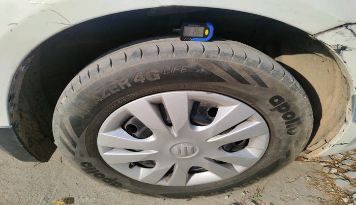 2012 Maruti Swift Dzire VXI, Petrol, Manual, 92,990 km, tyre