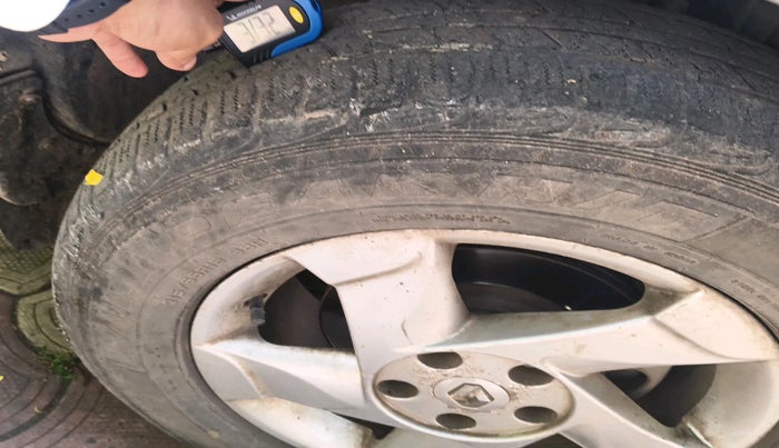 2013 Renault Duster 85 PS RXL DIESEL, Diesel, Manual, 1,32,370 km, tyre