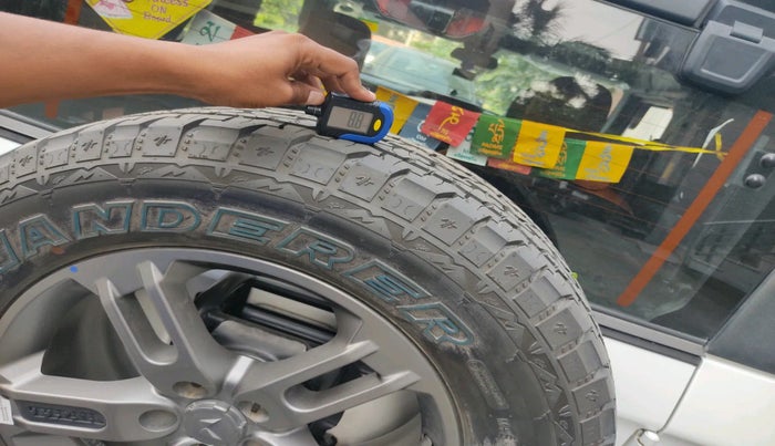 2023 Mahindra Thar LX D HT 2WD MT, Diesel, Manual, 13,149 km, tyre