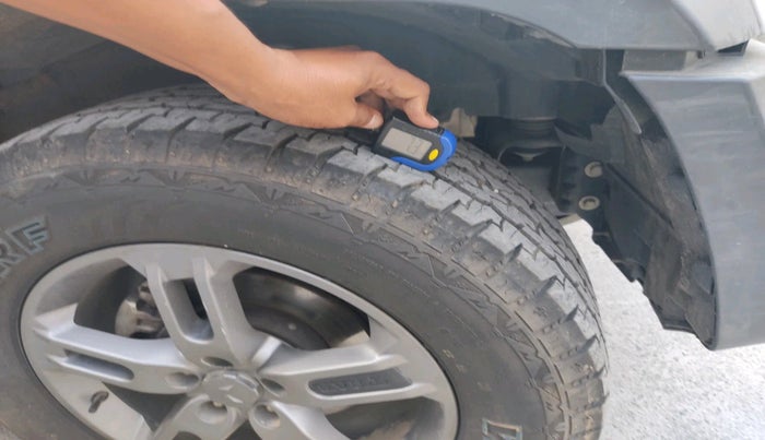 2023 Mahindra Thar LX D HT 2WD MT, Diesel, Manual, 13,149 km, tyre