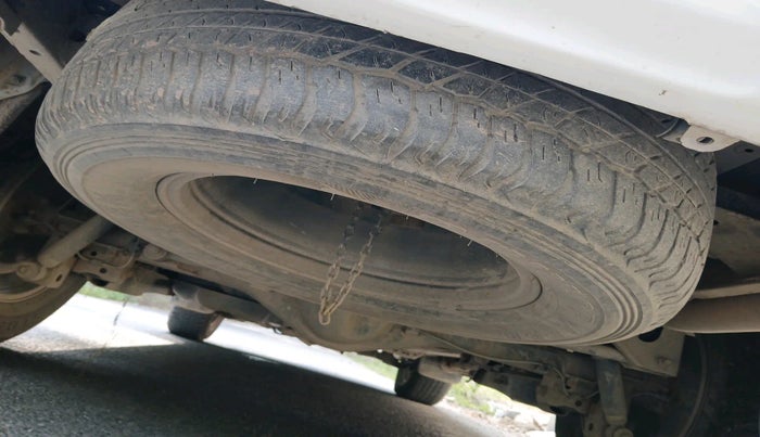 2016 Toyota Fortuner 2.8 4X4 AT, Diesel, Automatic, 1,45,980 km, tyre