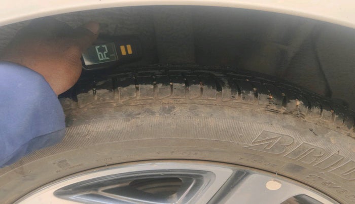 2021 Hyundai AURA SX 1.2, Petrol, Manual, 37,246 km, tyre