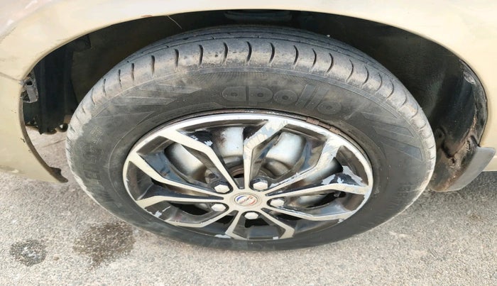 2010 Maruti Alto K10 LXI, Petrol, Manual, 80,588 km, tyre