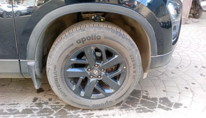 2020 Tata Harrier XZA PLUS 2.0L DARK EDITION, Diesel, Automatic, 23,248 km, tyre