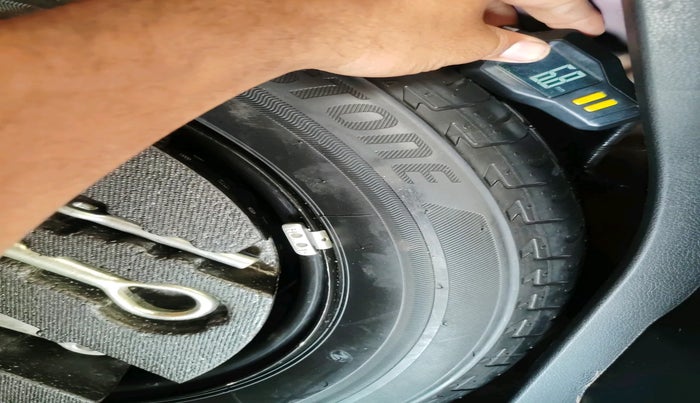 2021 Honda WR-V 1.2L I-VTEC VX MT, Petrol, Manual, 39,302 km, tyre