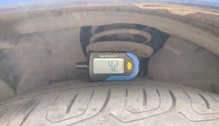 2018 Ford Ecosport TITANIUM + 1.5L DIESEL, Diesel, Manual, 1,30,416 km, tyre