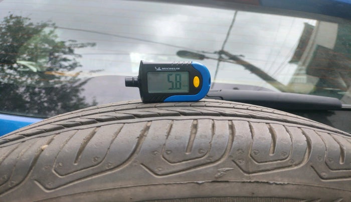 2018 Ford Ecosport TITANIUM + 1.5L DIESEL, Diesel, Manual, 1,30,416 km, tyre