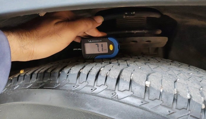 2020 Tata Harrier XZA PLUS 2.0L, Diesel, Automatic, 97,078 km, tyre