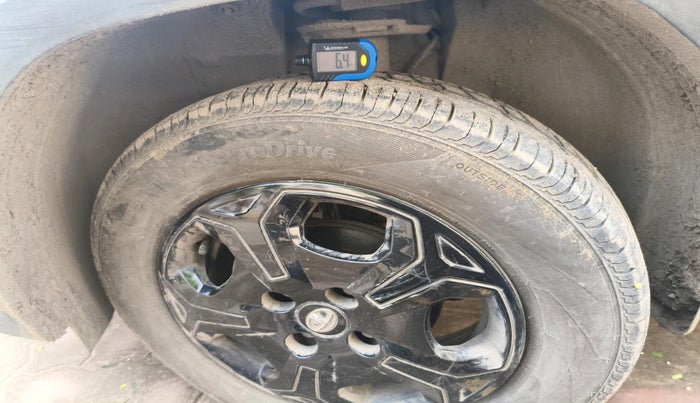 2022 Tata PUNCH ACCOMPLISHED MT, Petrol, Manual, 75,308 km, tyre